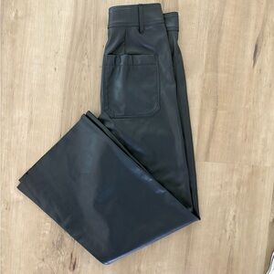Zara Women’s Sleek faux Black leather Pants size US 4
